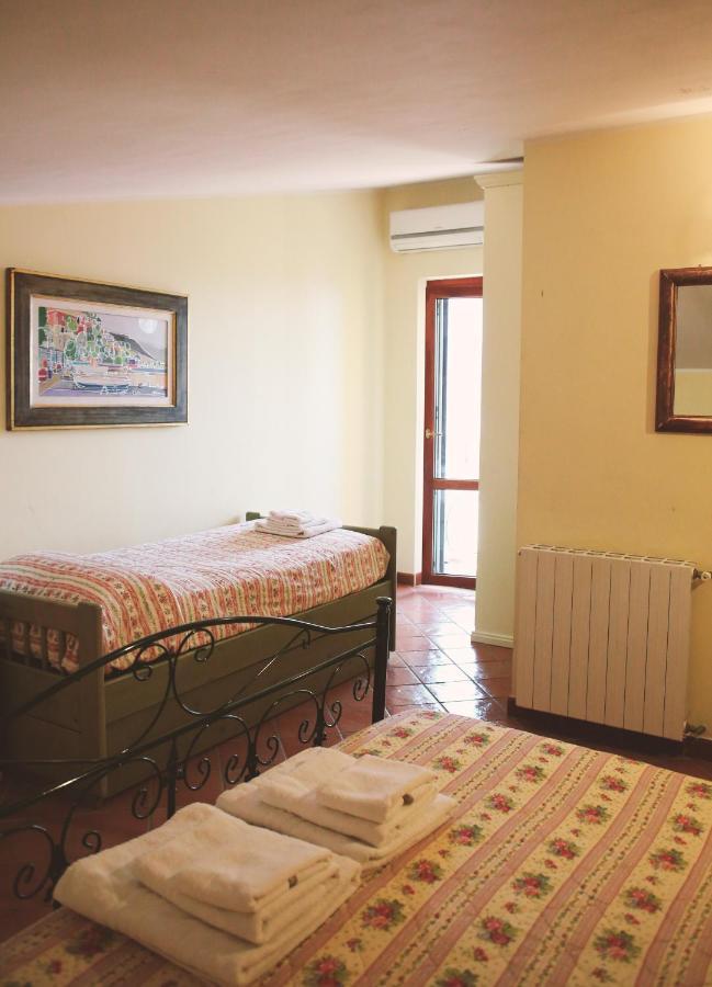 Bed & Breakfast Spigolatrice Sapri Exteriör bild